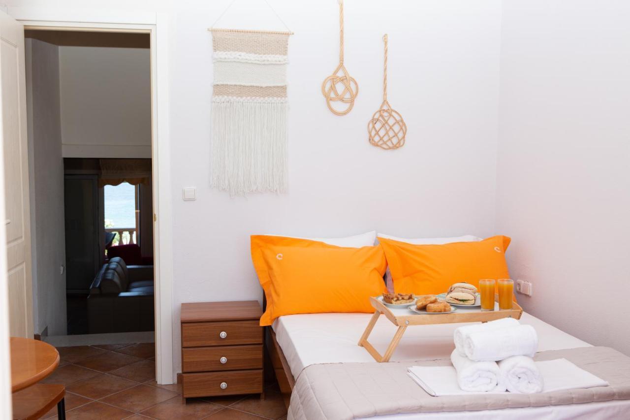 Pampas Seafront Villa, 6 Bedrooms, North Evvoia Kanatádhika Eksteriør billede