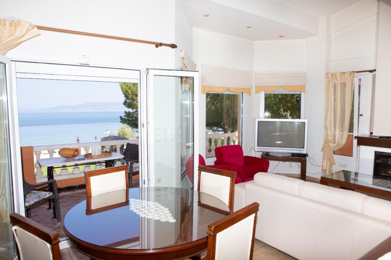 Pampas Seafront Villa, 6 Bedrooms, North Evvoia Kanatádhika Eksteriør billede